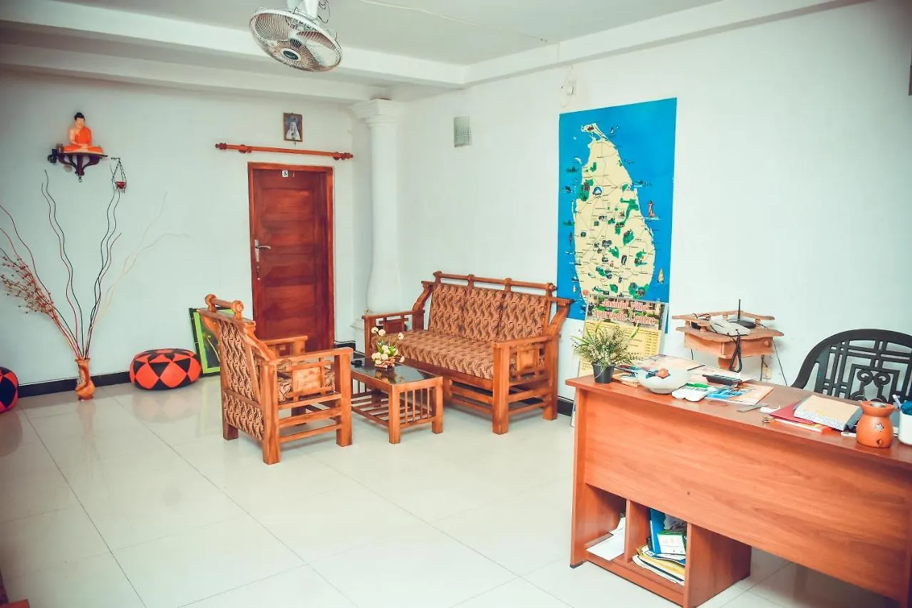 Michael Villa Negombo